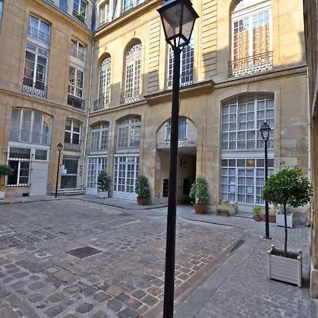 Bourbons Lägenhet Paris